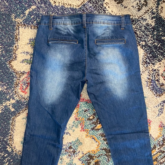 VIP Jeans (Jeggings) - Picture 8 of 9